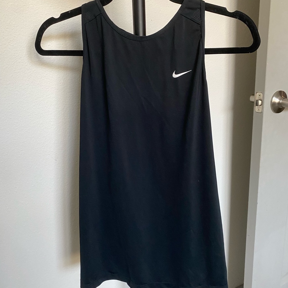 Nike tank top black size M